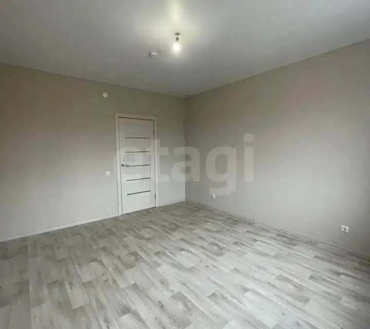 Продаётся 1-комнатная квартира, 38.9 м²