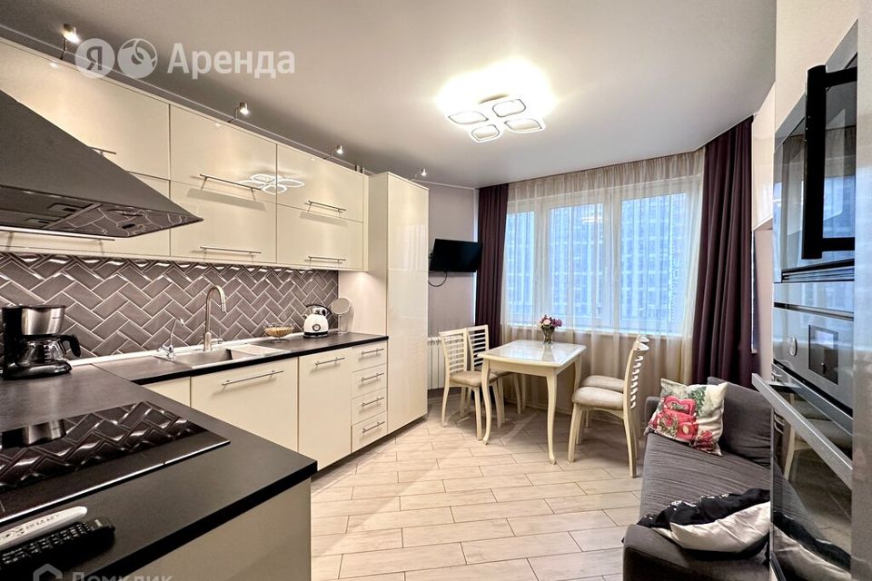 Сдаётся 2-комнатная квартира, 60 м²