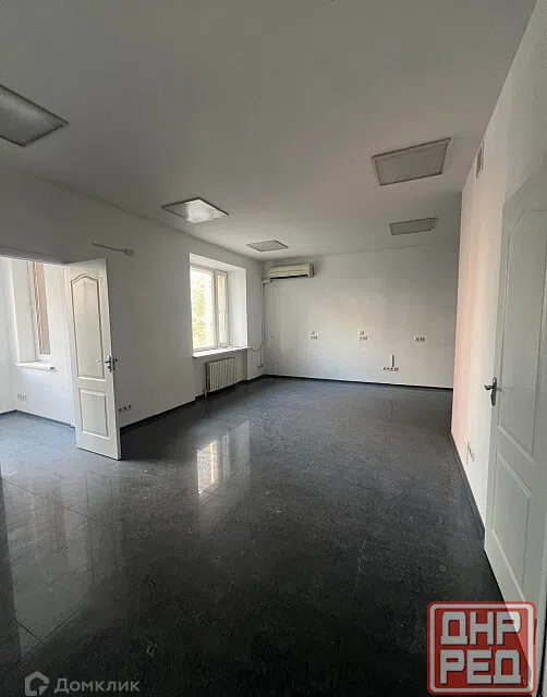 Сдаётся торговое помещение, 146 м²