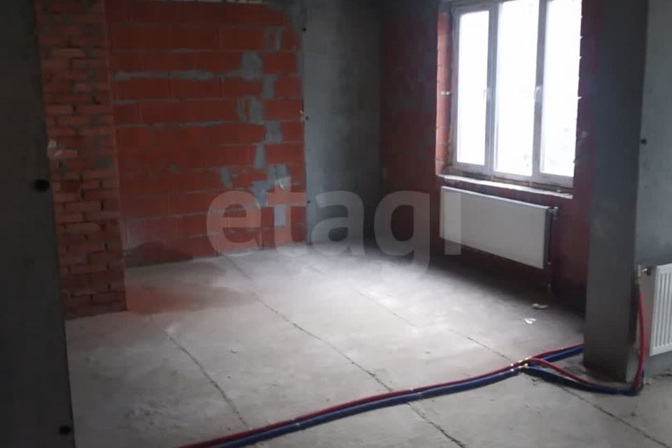 Продаётся 1-комнатная квартира, 44.9 м²