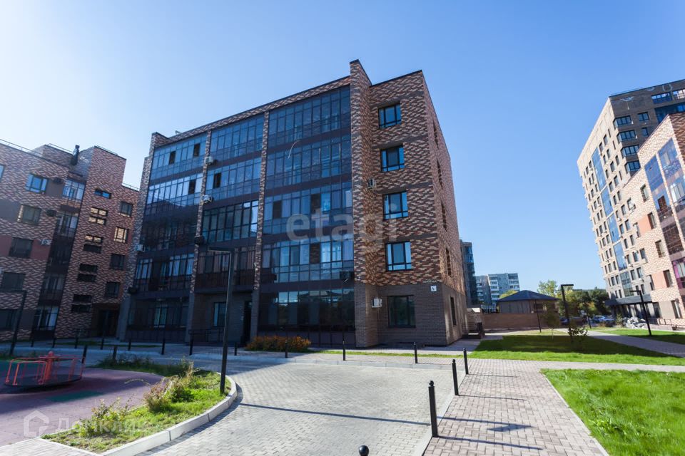 Продаётся 3-комнатная квартира, 81.7 м²