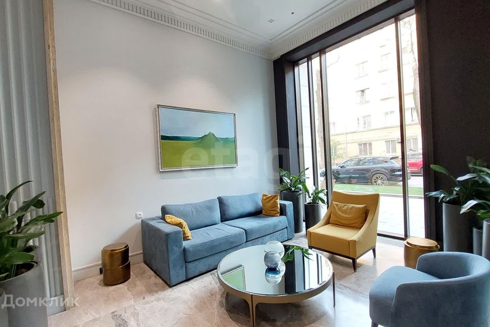 Продаётся 2-комнатная квартира, 59.8 м²