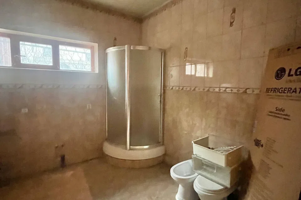Продаётся 3-этажный дом, 220 м²