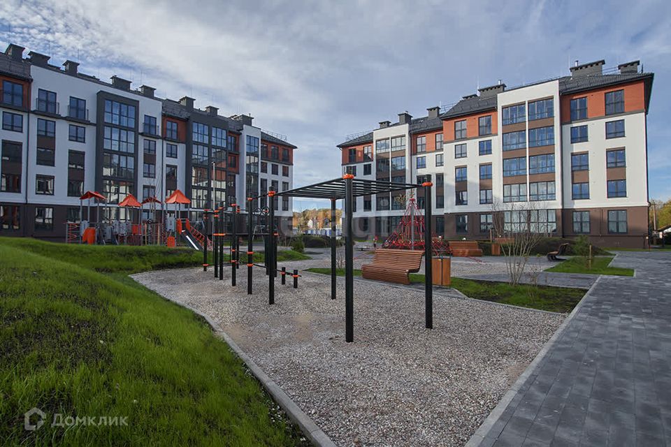 Продаётся 2-комнатная квартира, 63.6 м²