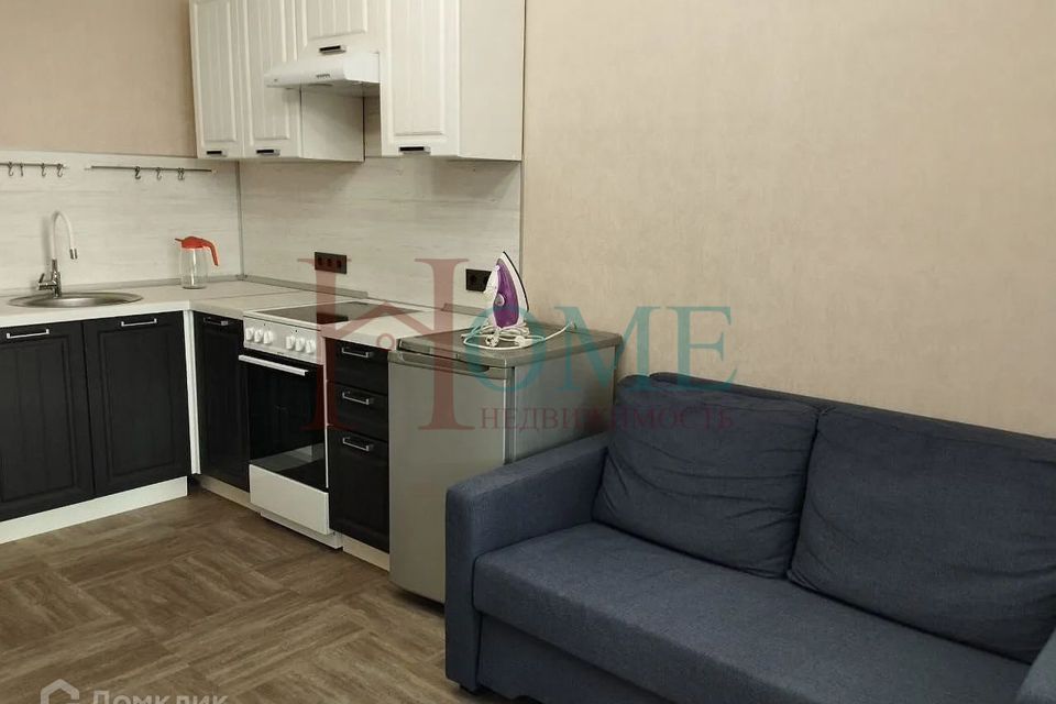 Сдаётся 1-комнатная квартира, 42 м²