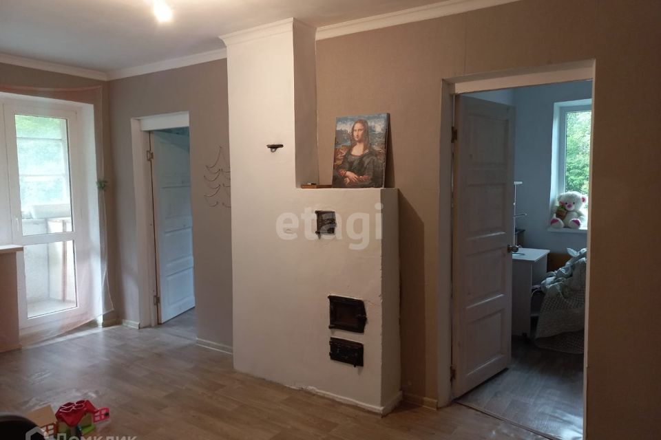 Продаётся 3-комнатная квартира, 43.5 м²