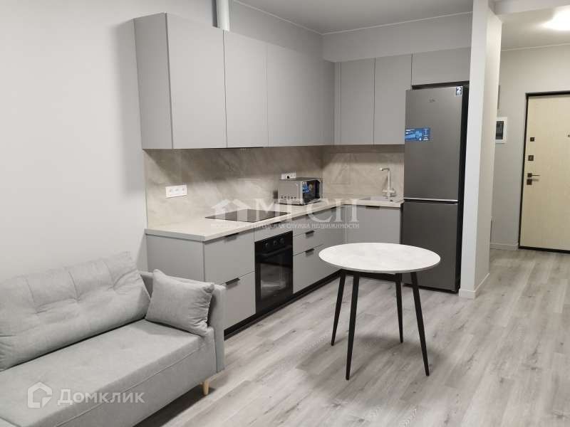 Сдаётся 1-комнатная квартира, 43 м²