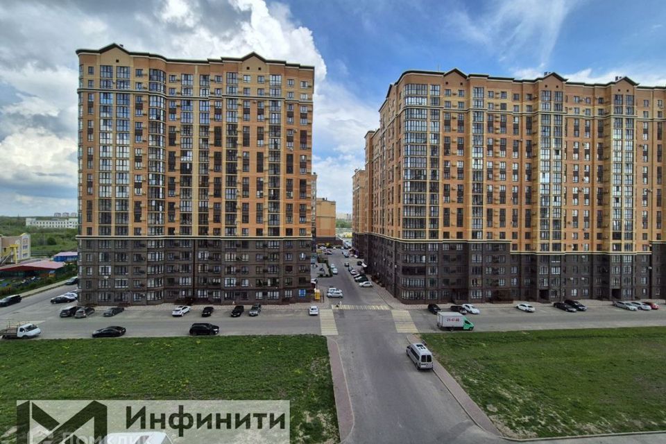 Продаётся 2-комнатная квартира, 55.5 м²