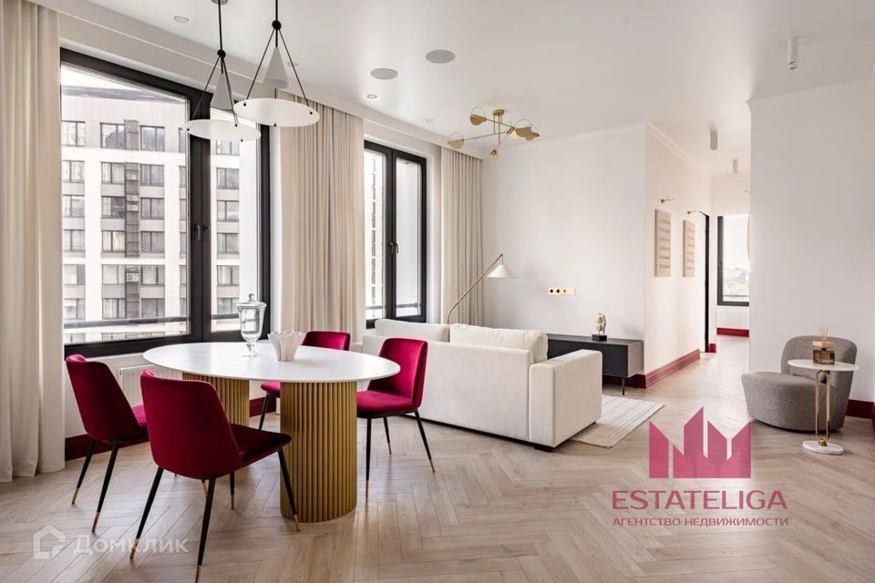 Продаётся 4-комнатная квартира, 102.4 м²