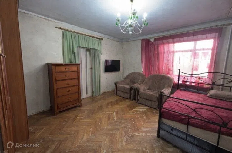 Продаётся 3-комнатная квартира, 54.9 м²