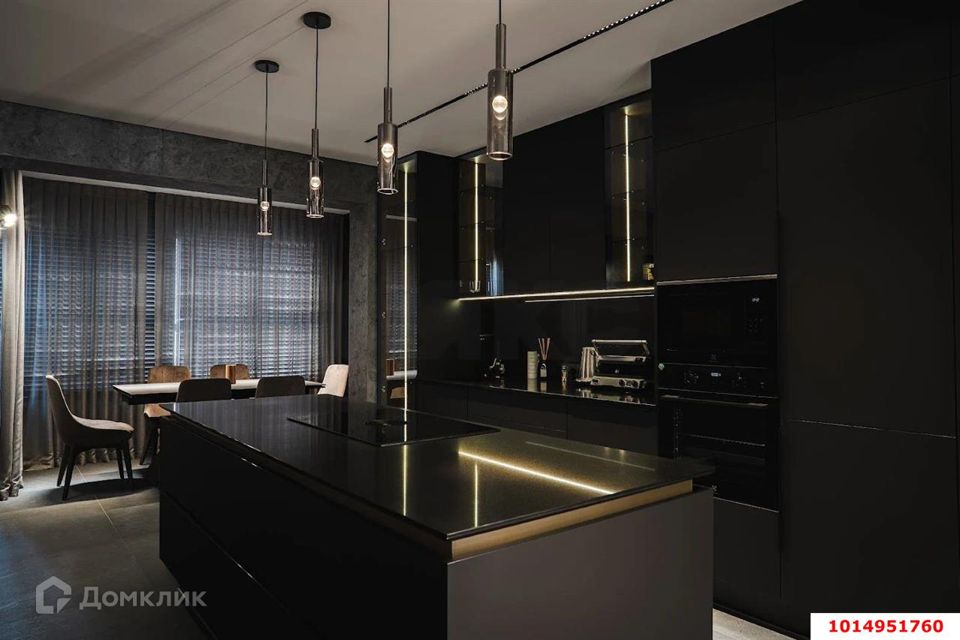 Продаётся 2-комнатная квартира, 76 м²