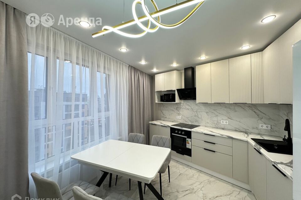 Сдаётся 2-комнатная квартира, 55 м²