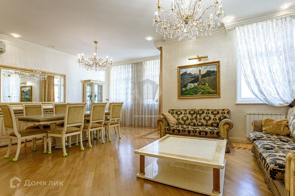 Сдаётся 5-комнатная квартира, 178 м²