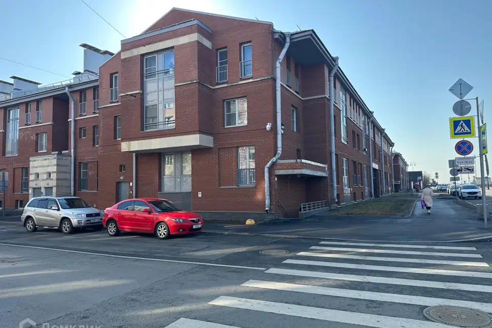 Сдаётся помещение своб. назначения, 281.4 м²