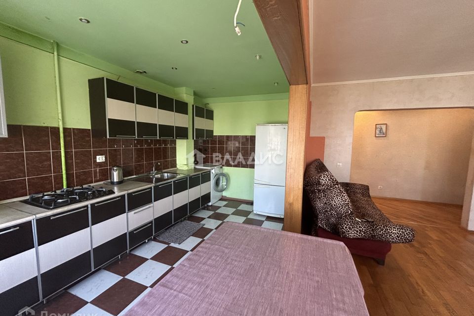 Сдаётся 3-комнатная квартира, 64.8 м²