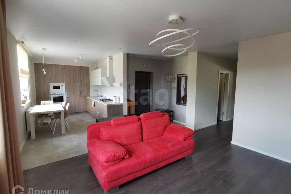Продаётся 2-комнатная квартира, 63 м²