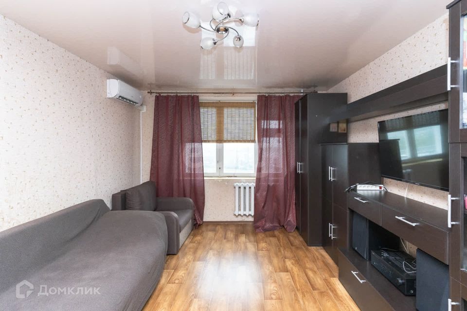 Продаётся 1-комнатная квартира, 43.3 м²