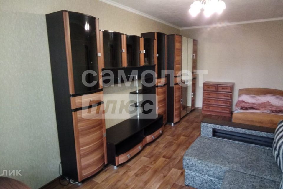 Продаётся 1-комнатная квартира, 38 м²