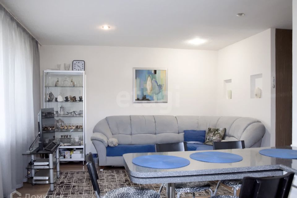 Продаётся 3-комнатная квартира, 63 м²