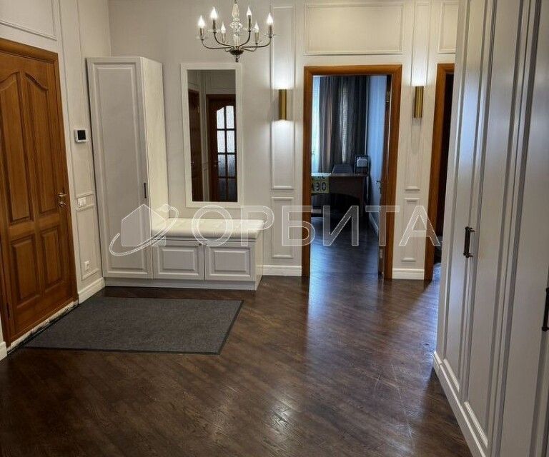 Продаётся 3-комнатная квартира, 114.6 м²
