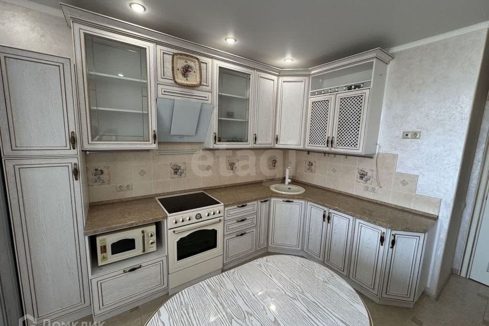 Продаётся 1-комнатная квартира, 44.7 м²
