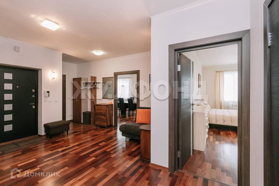 Продаётся 3-комнатная квартира, 91.8 м²