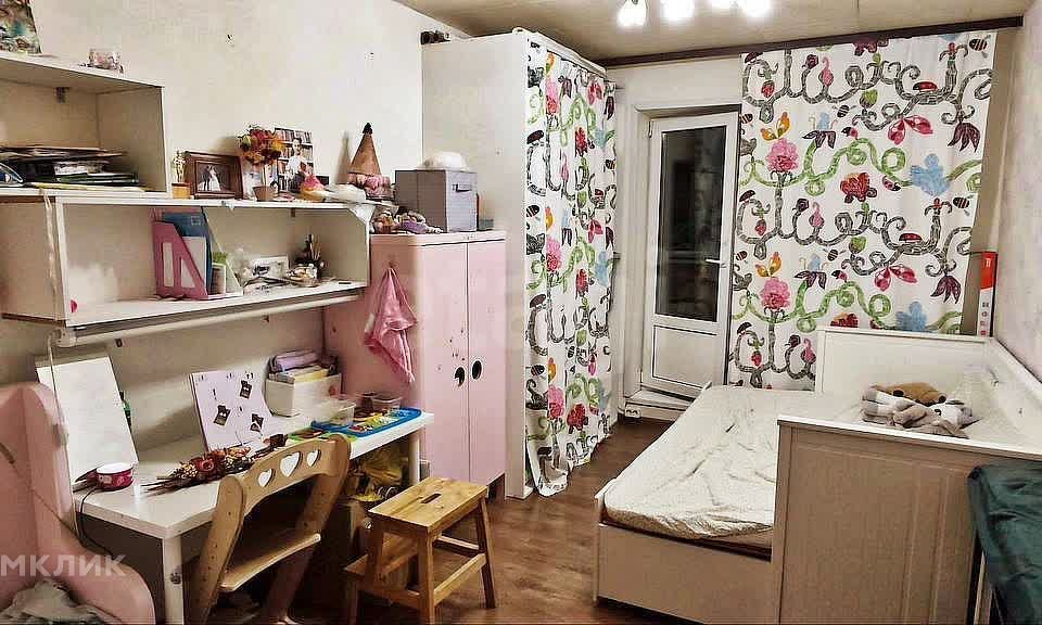 Продаётся 3-комнатная квартира, 60.3 м²