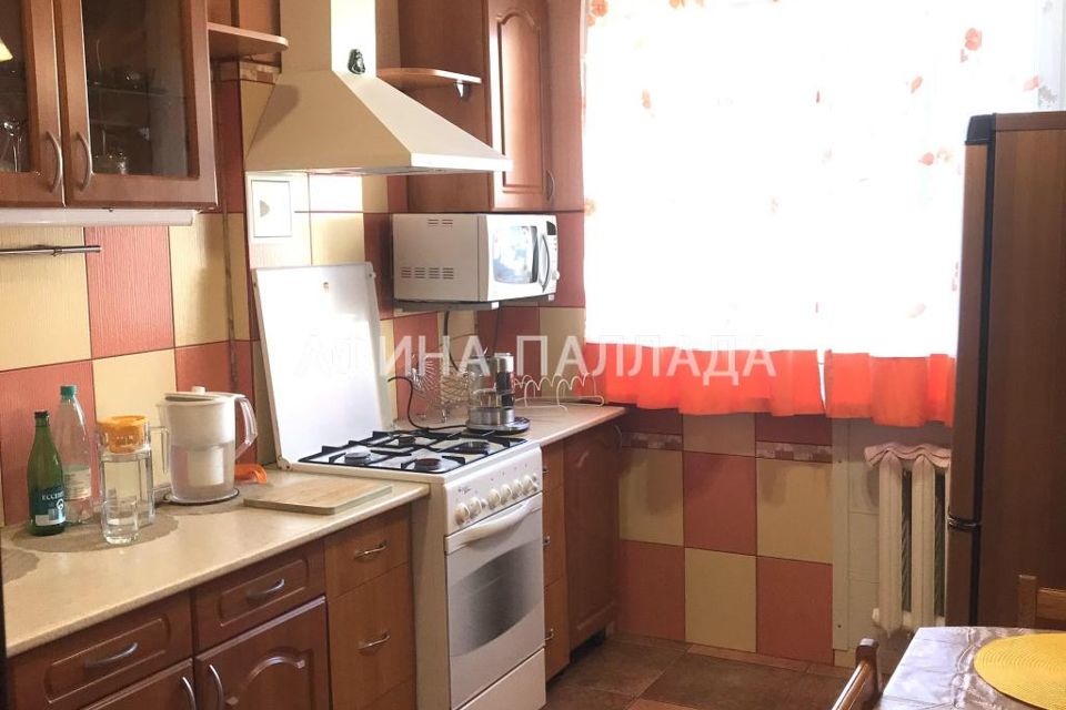 Продаётся 2-комнатная квартира, 56.5 м²