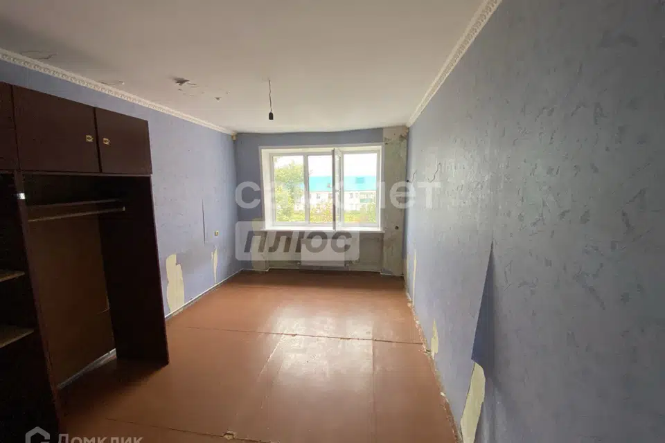 Продаётся 3-комнатная квартира, 61.8 м²