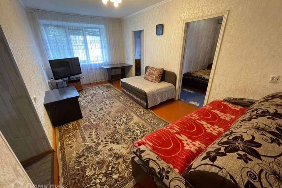 Продаётся 3-комнатная квартира, 60.5 м²