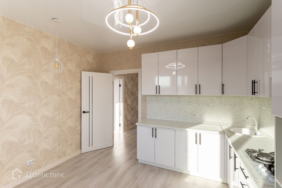 Продаётся 1-комнатная квартира, 42.4 м²
