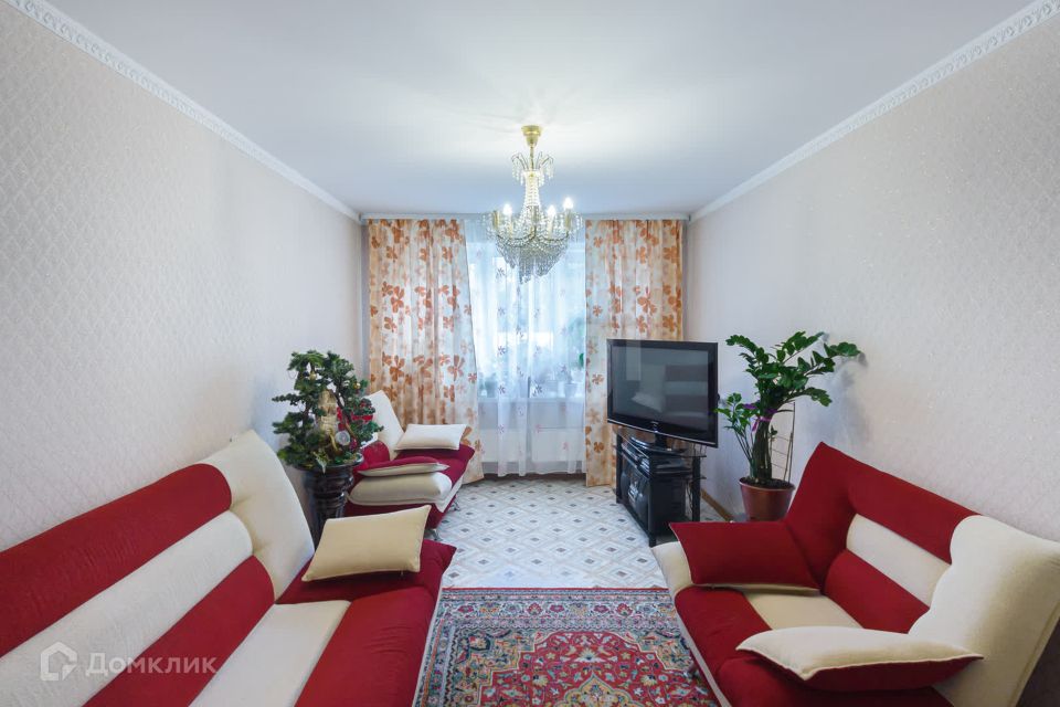 Сдаётся 2-комнатная квартира, 56 м²