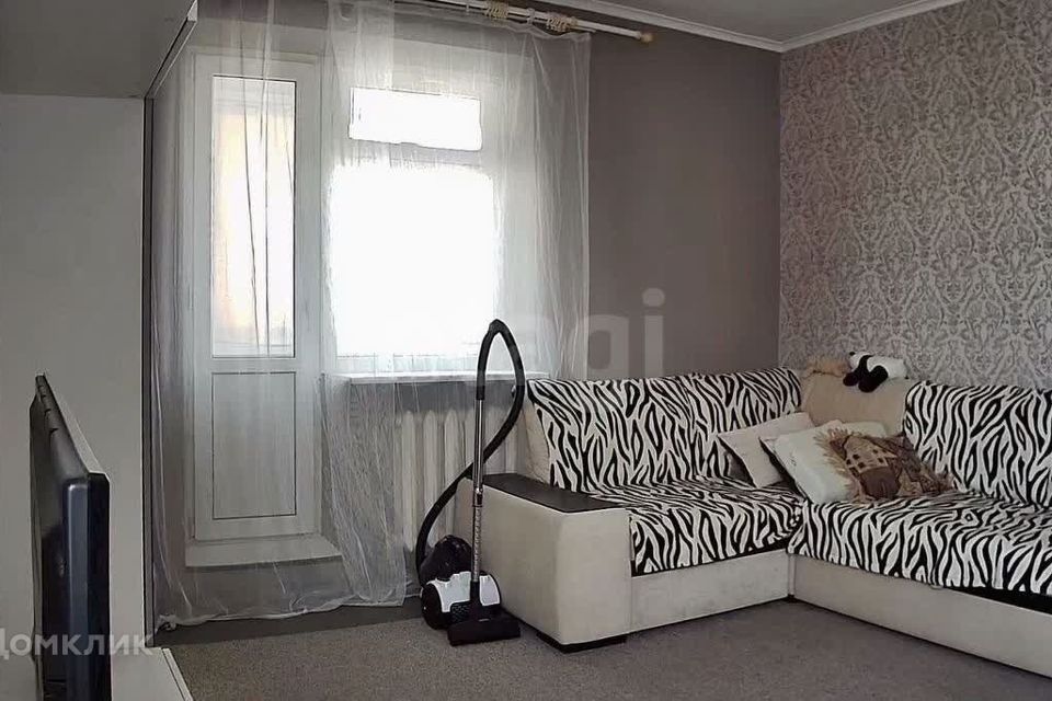Продаётся 1-комнатная квартира, 35.7 м²