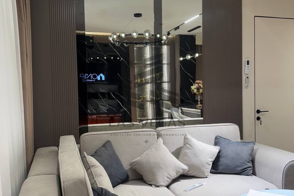 Сдаётся 2-комнатная квартира, 65 м²