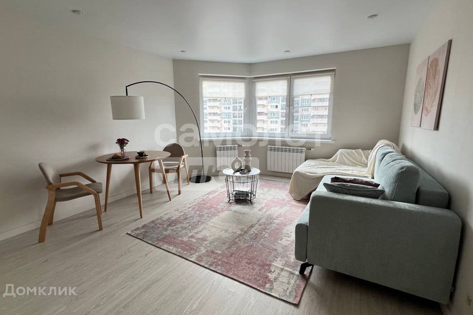 Продаётся 1-комнатная квартира, 47.2 м²