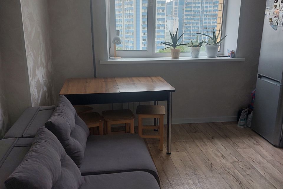 Продаётся 1-комнатная квартира, 37 м²