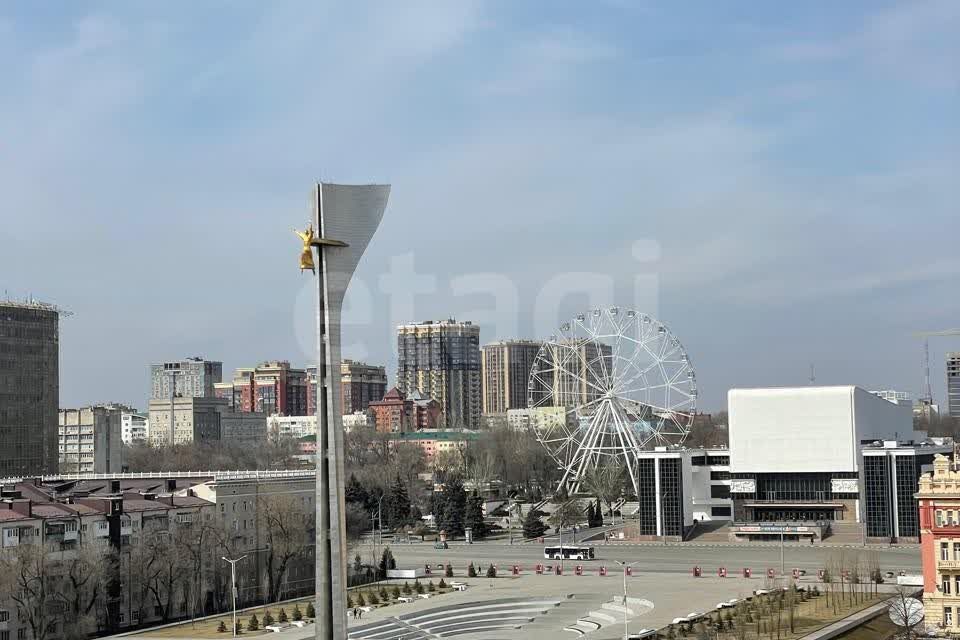 Продаётся 2-комнатная квартира, 56 м²