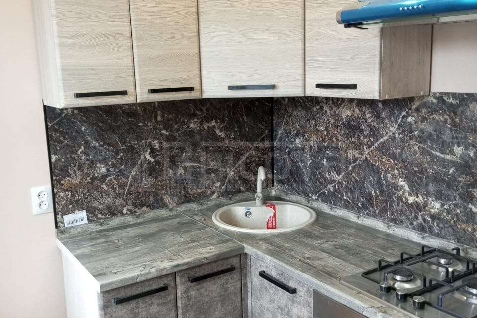 Продаётся 3-комнатная квартира, 59.9 м²