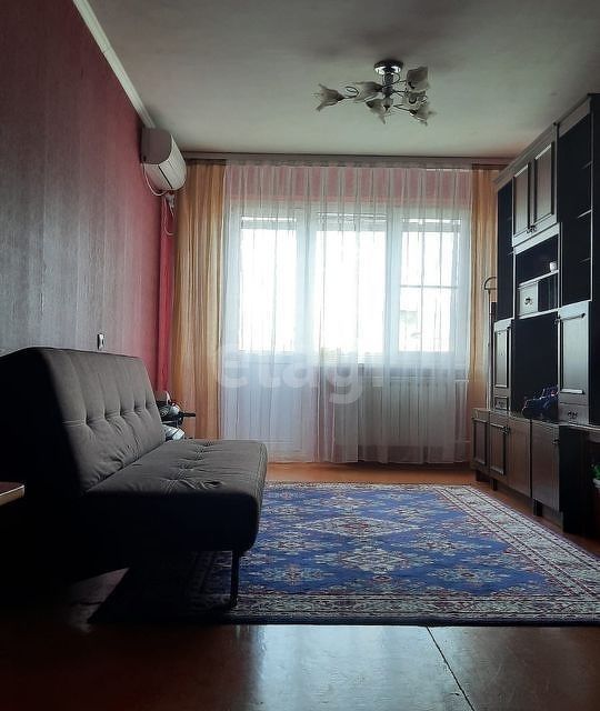 Продаётся 3-комнатная квартира, 60 м²