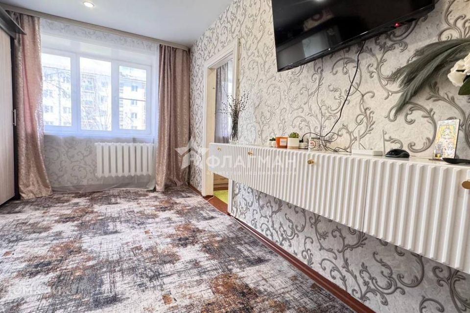 Продаётся 2-комнатная квартира, 41.9 м²