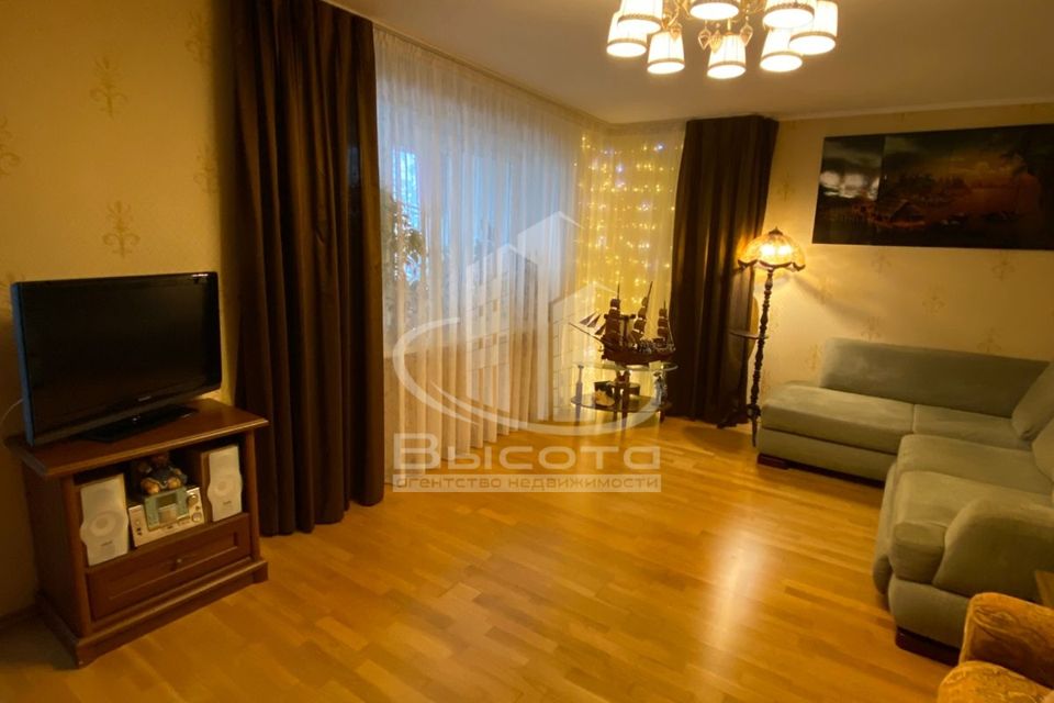 Продаётся 2-комнатная квартира, 62.6 м²