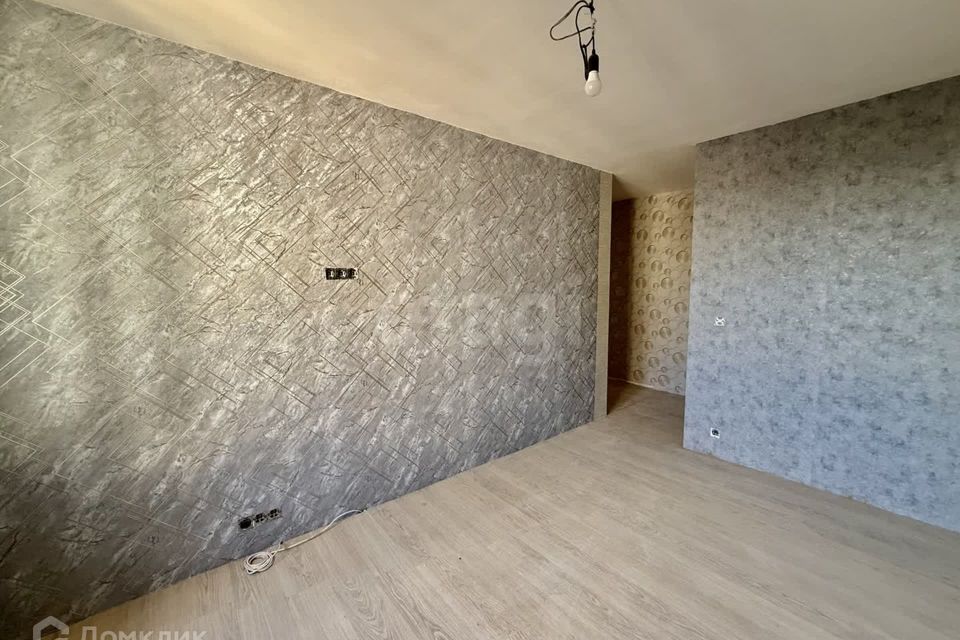 Продаётся 2-комнатная квартира, 67.7 м²