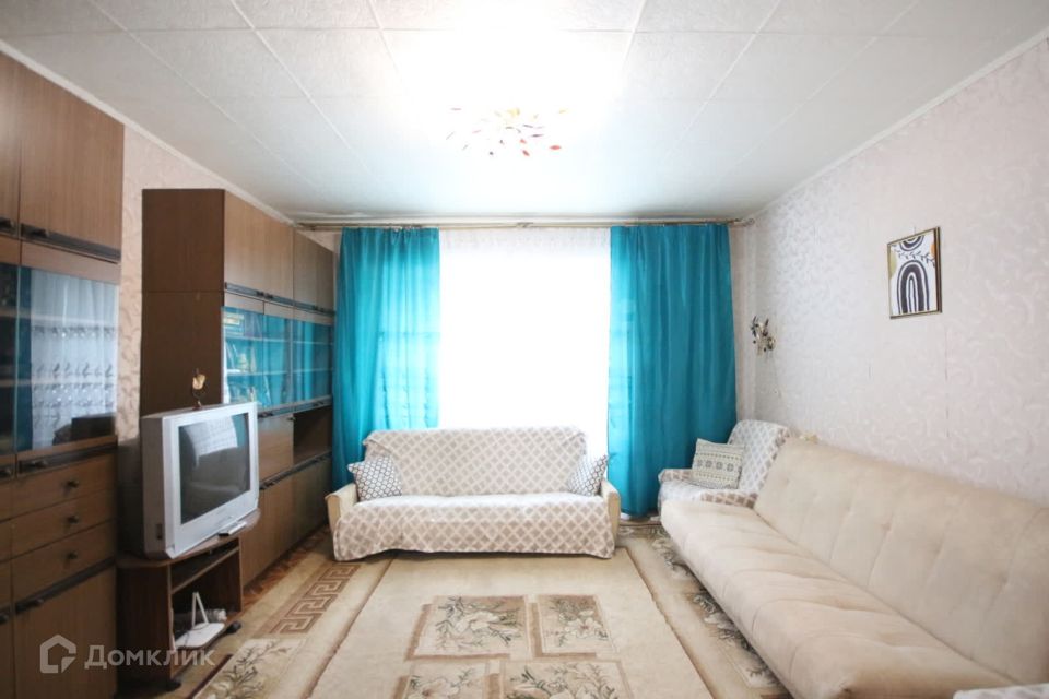 Сдаётся 2-комнатная квартира, 58 м²
