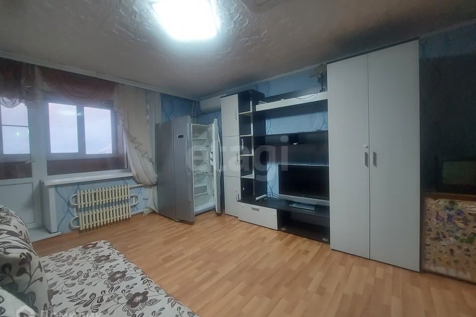 Сдаётся 1-комнатная квартира, 38 м²