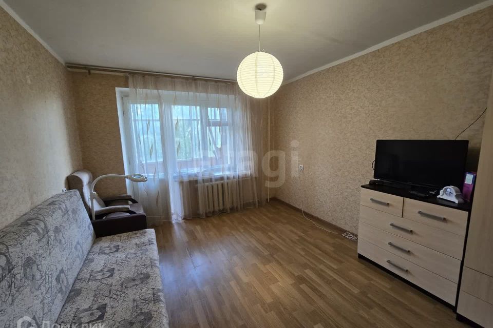 Продаётся 1-комнатная квартира, 37 м²