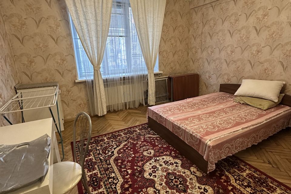 Продаётся комната в 3-комн. квартире, 19.9 м²