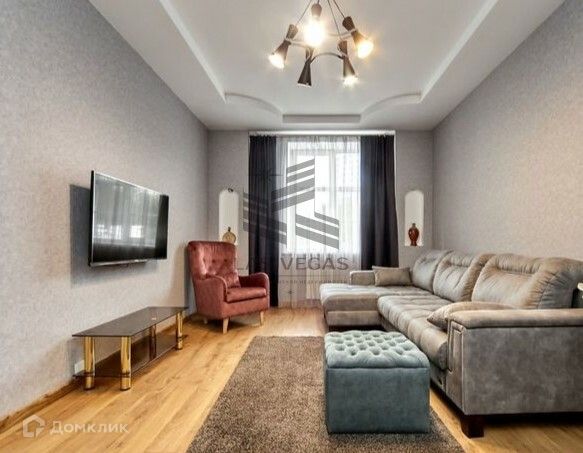 Сдаётся 2-комнатная квартира, 68 м²