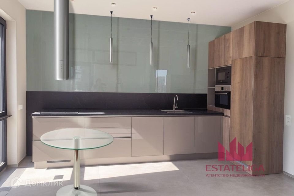 Сдаётся 2-комнатная квартира, 60 м²