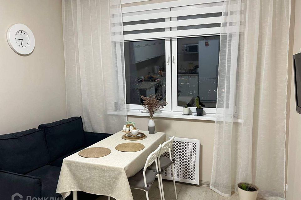 Продаётся 1-комнатная квартира, 38 м²