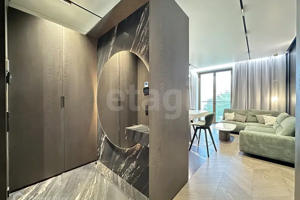 Продаётся 1-комнатная квартира, 46.7 м²
